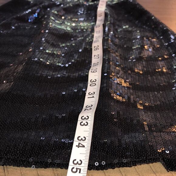 NWT BCBG’s ‘Nera’ Shimmer & Shine LBD. Cocktails 🍸 🍹 and Dancing 💃 🕺 Anyone? - Picture 16 of 17